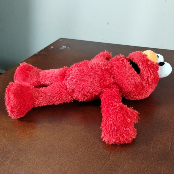 ✓Sesame Street Red Elmo Stuff Animal 10'' Plush - Picture 5 of 11